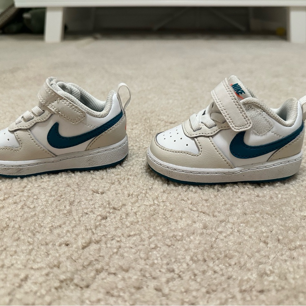 Nike Kids White and Blue Sneakers